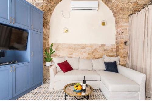 Acre Old City House | Napoleon with rooftop terrace