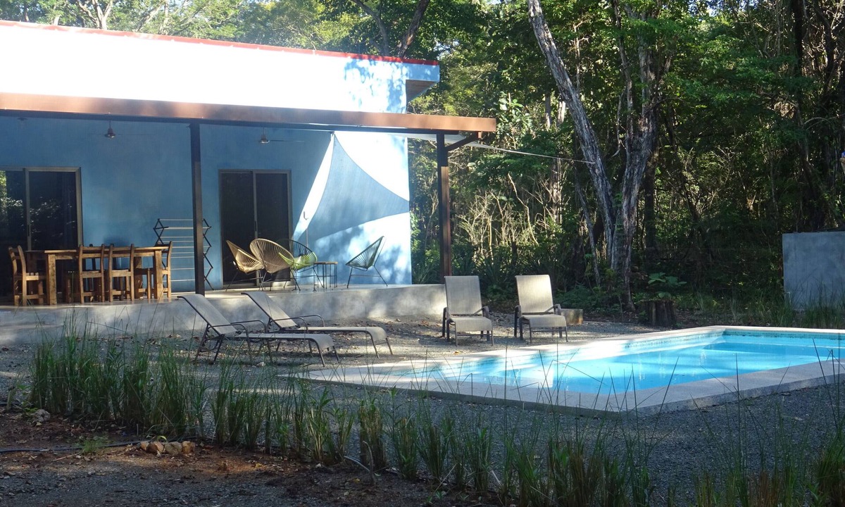 Los Pargos House | New Casa Celeste, Cozy w/pool, walk to the beach