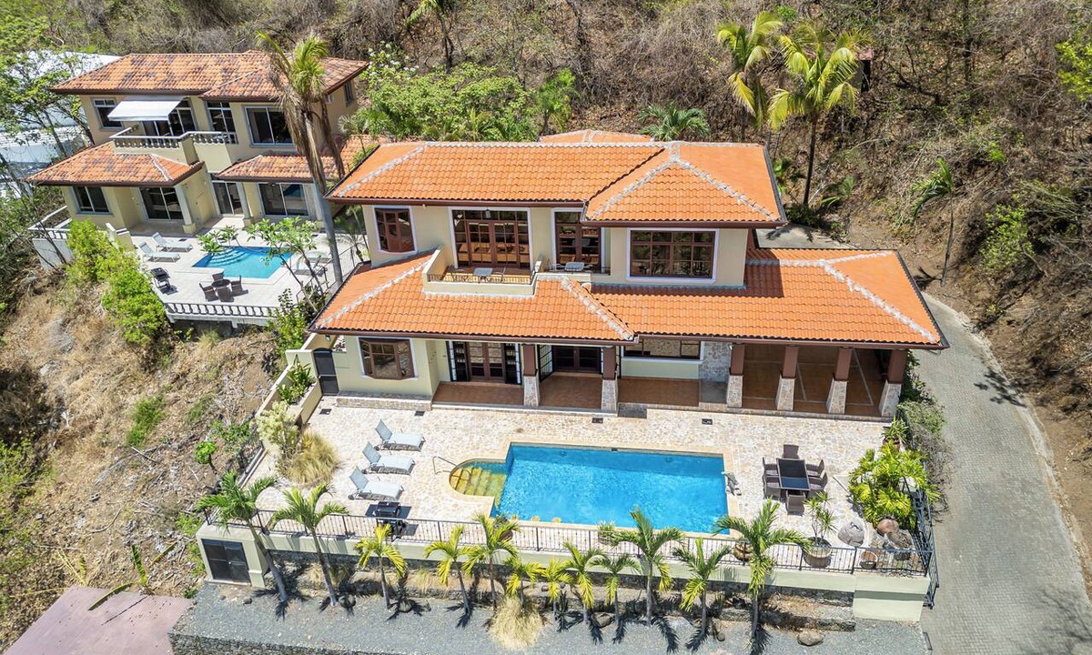 Playa Hermosa Villa | New Listing Casa Aurelia Catalina Walk To The Beach 2 Villas 6BR
