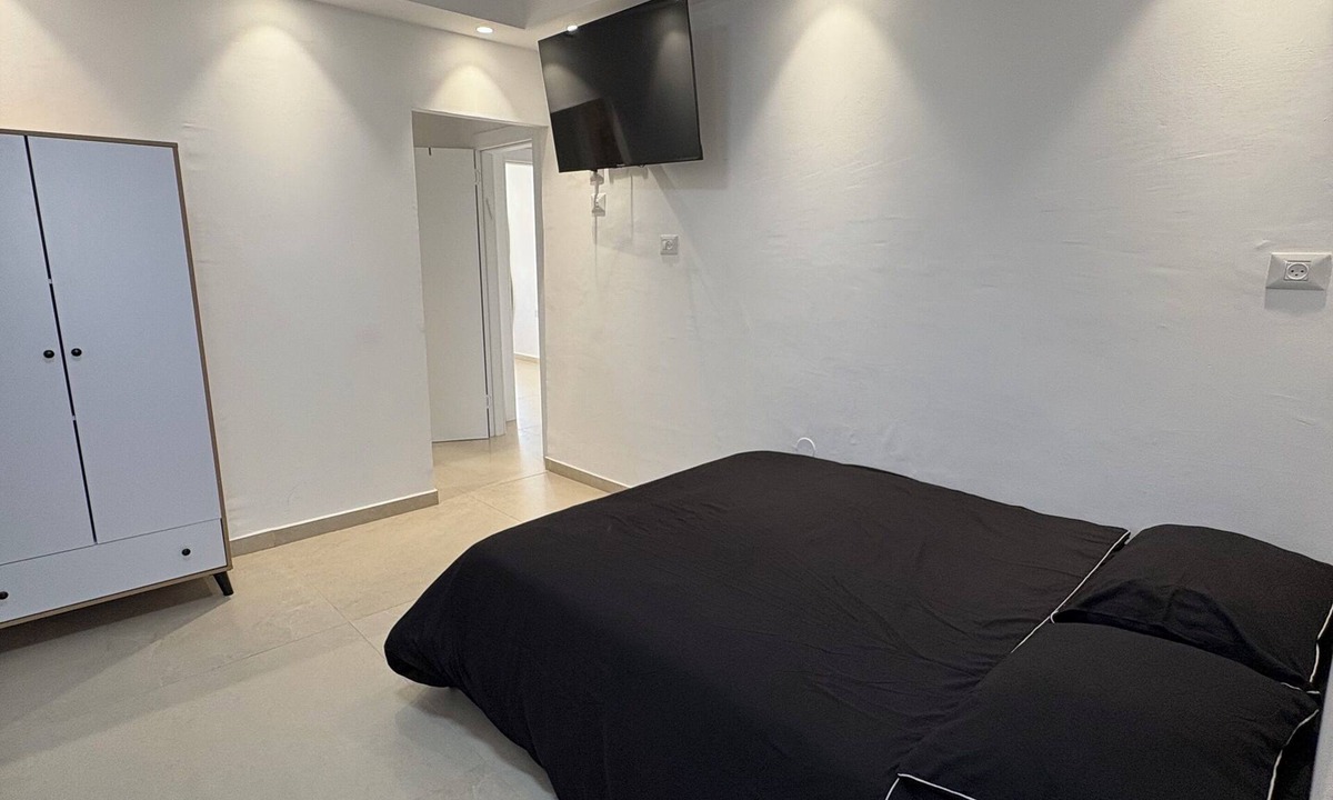 Rishon LeTsiyon Apartment | New Modern Studio Near Beach & Tel Aviv | West Rishon LeZion