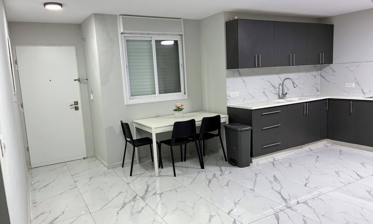 Beit Shemesh Apartment | New Villa 2 bedroom Apartment in Ramat Bet Shemesh Gimmel 1