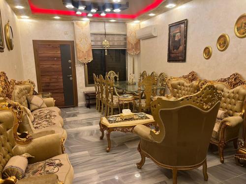 Al Jubeiha Apartment | No Stars