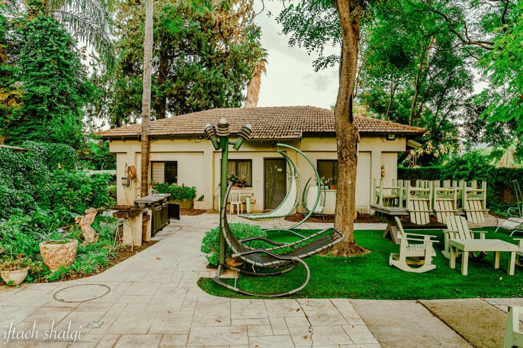She'ar Yashuv House | Nuriel Fruit & Guest House