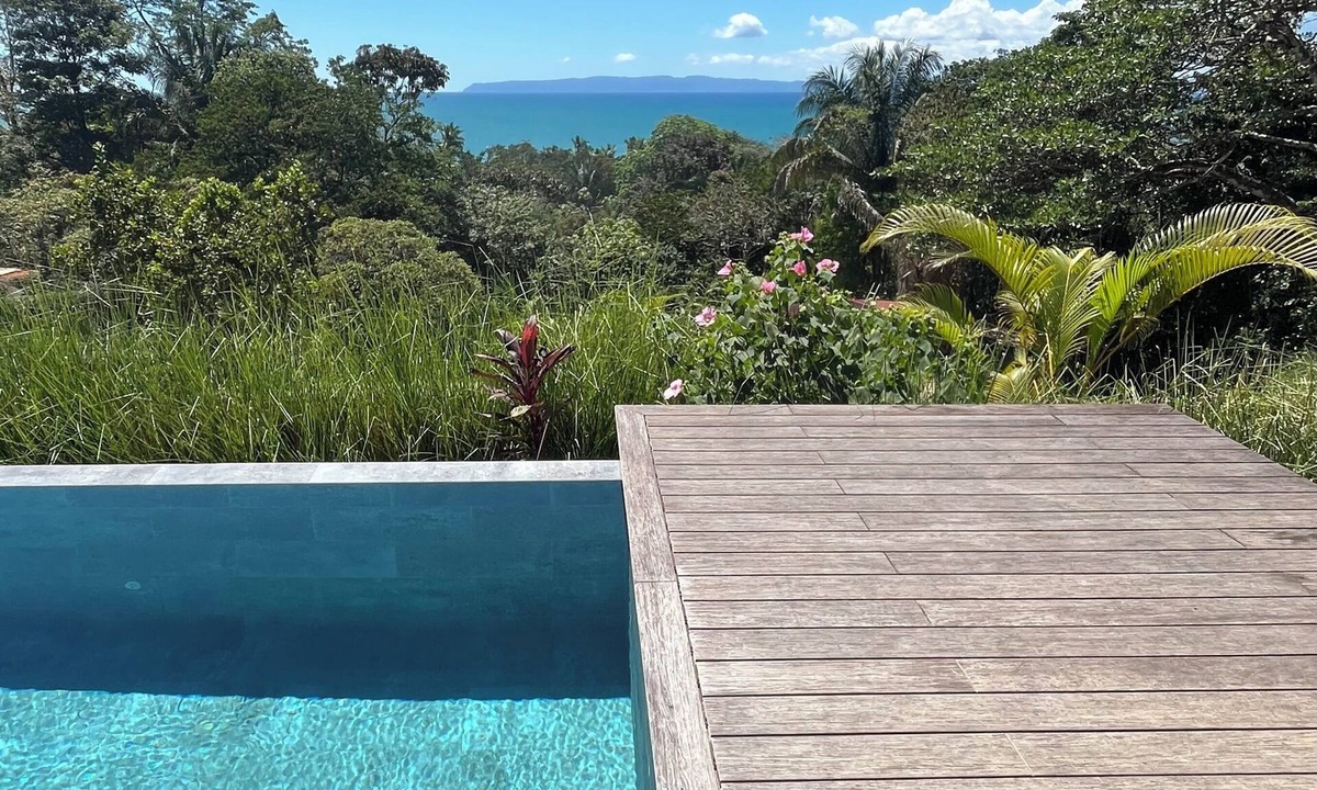 Langostino House | Ocean & jungle views infinity pool 5min to beach