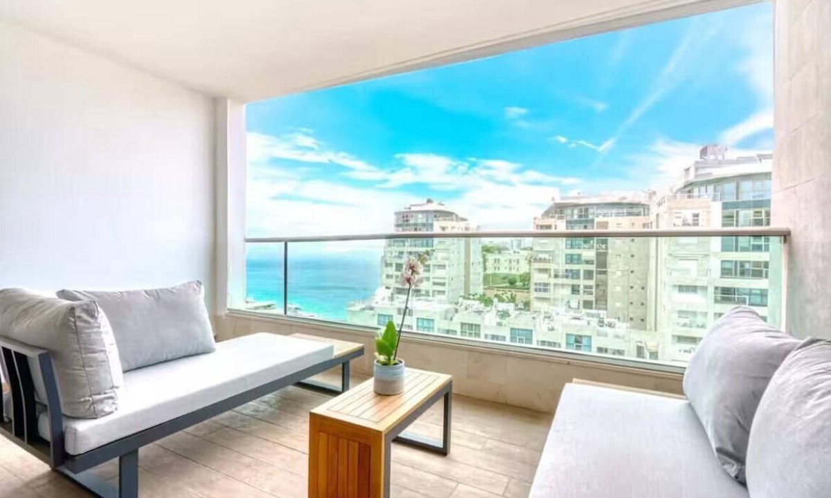Ashdod Apartment | Oceanfront Beachside Suite Next to Leonardo Hotel in Ashdod Beach