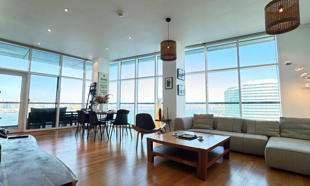 Al Bandar Apartment | Oceanview 2BR Bliss in Al Raha – Pool & Balcony!
