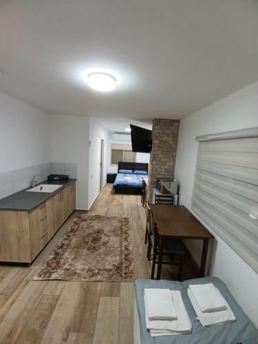 Masade Apartment | On the edge of the river על קצה הנחל