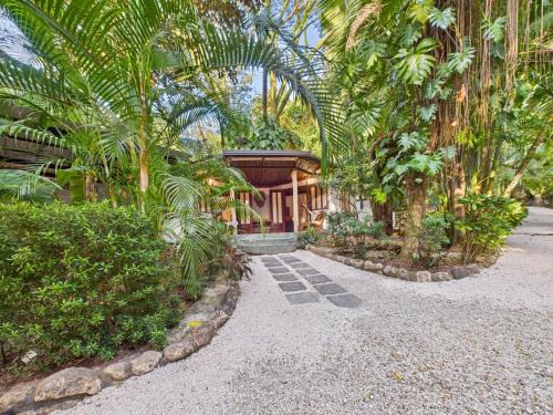 Mal Pais Apartment | Pachamama Bungalows & Surfcamp - Santa Teresa