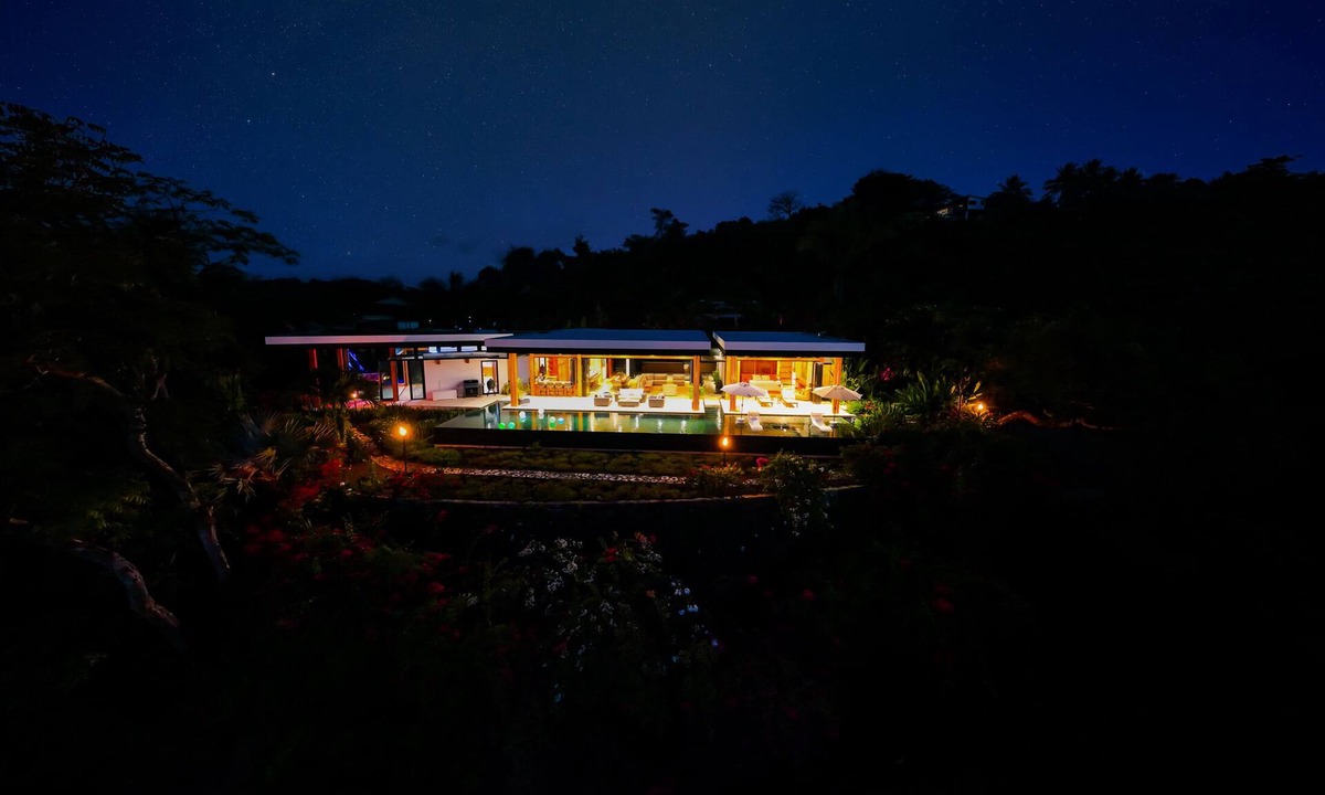 Mal Pais Villa | Pacific Vistas Villa + Jungle View Casita - 2 Homes, Total Privacy, Mal Pais