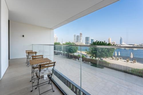 Dubai Marina Apartment | Palace Residence Beach Villa - Direct Beach Access