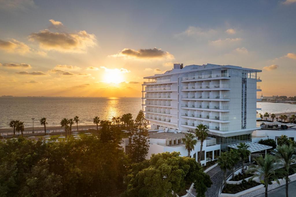 Acre Hotel | Palm Beach Hotel - Mehadrin Kosher suitable for Ultra-Orthodox guests