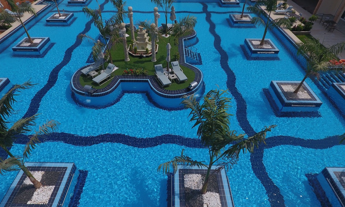 Umm al Quwain Hotel | Palma Beach Resort and Spa