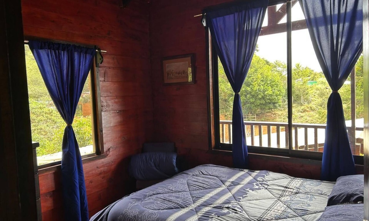 Canton Dota Cabin | Peaceful cabin in charming El Jardín perfect for relaxing