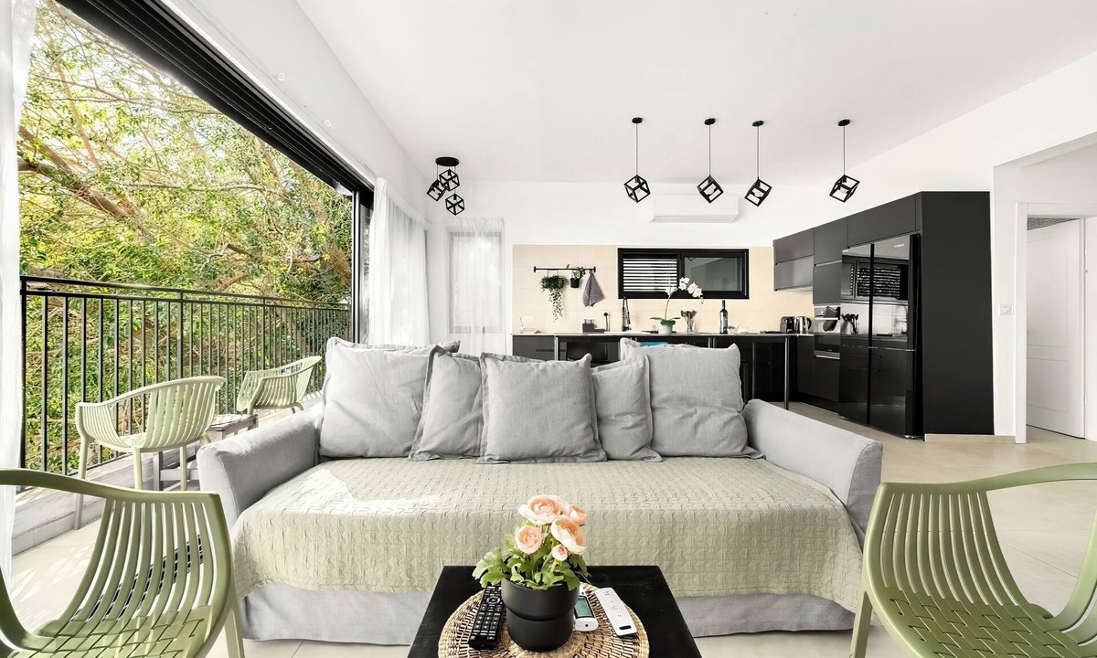 Tel Aviv Apartment | Perfect 3BR apartment with AC in Nachmani