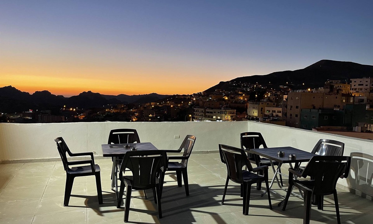 Wadi Musa Hotel | Petra Heart Hotel