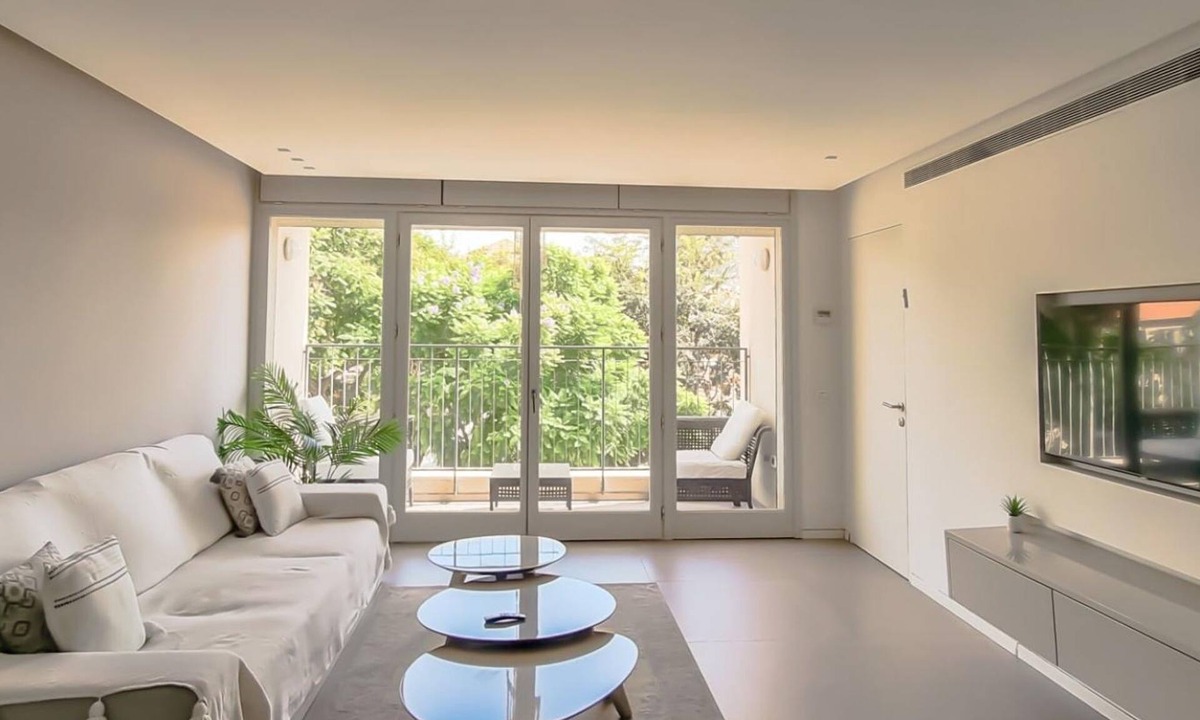 Neve Tzedek Apartment | Pines Belle in Tel Aviv-Yafo