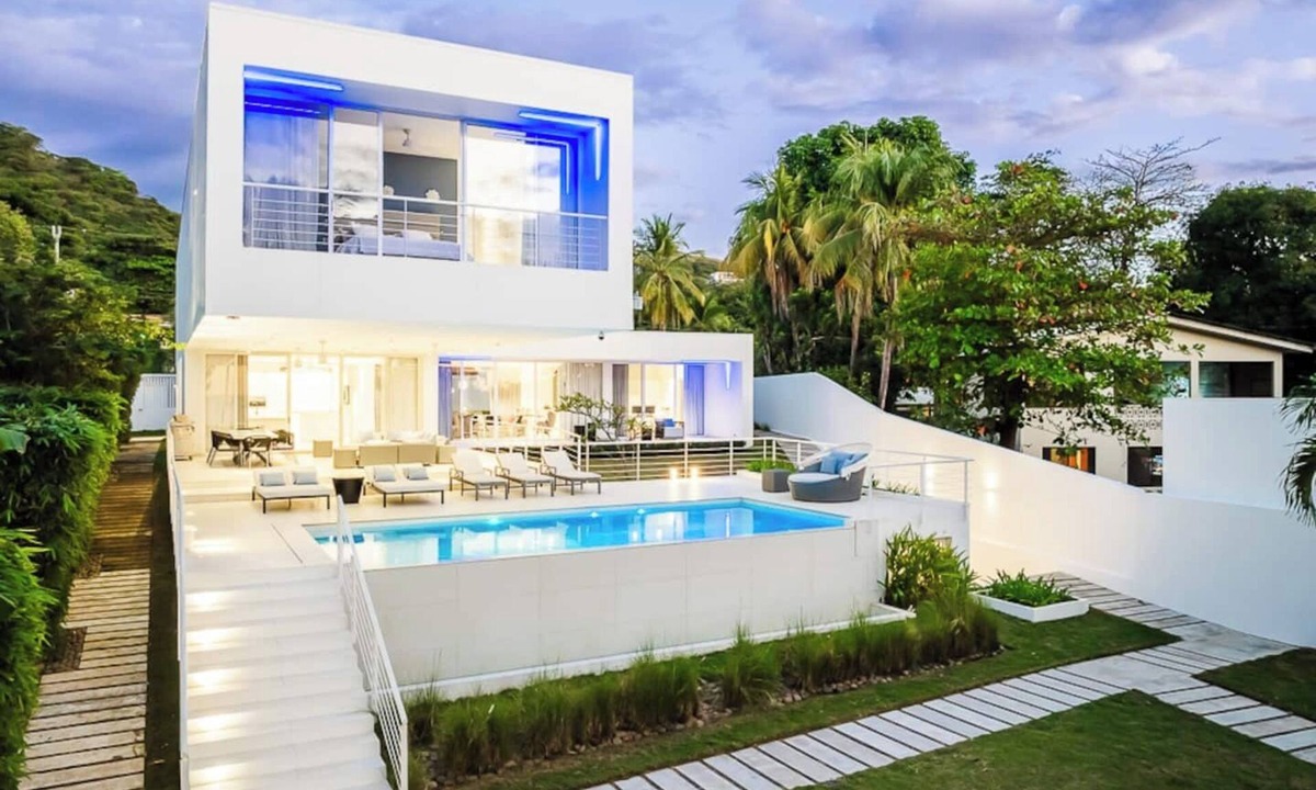 Coco House | Playa del Coco Villa 6BR Private Pool Beachfront Sunset Views