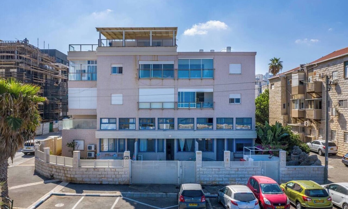 Haifa Condo | PORT CITY HAIFA- Beachfront Complex