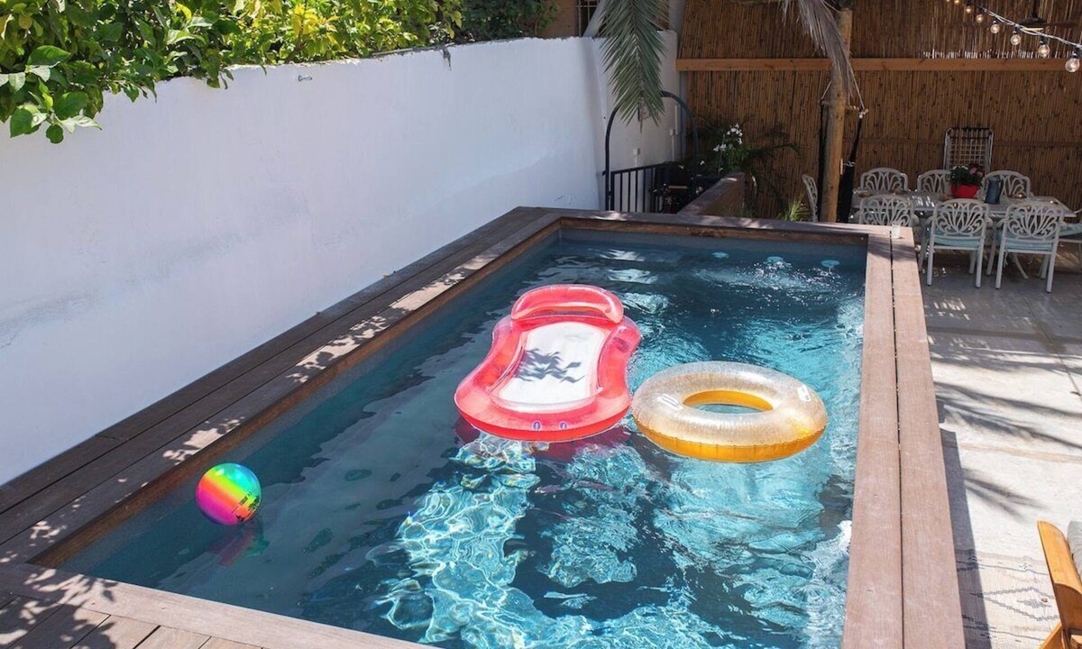 Haifa Apartment | PORT CITY HAIFA-Downtown Urbn Oasis w Heated Pool