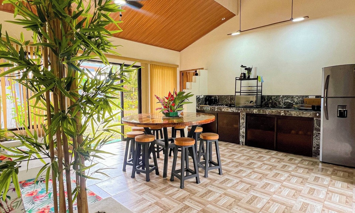 Puerto Jimenez House | Posada de Paz 2: A Unique Experience in Corcovado
