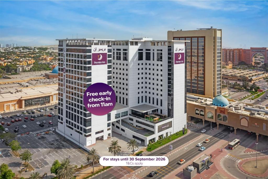 Discovery Gardens Hotel | Premier Inn Dubai Ibn Battuta Mall