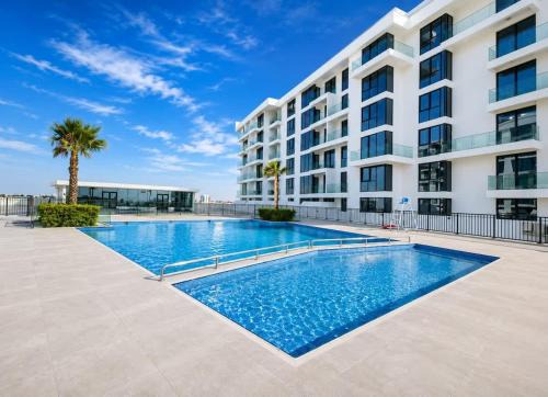 Al Hamriya Apartment | Premium Cozy Studio Apartment - Blue Bay Walk