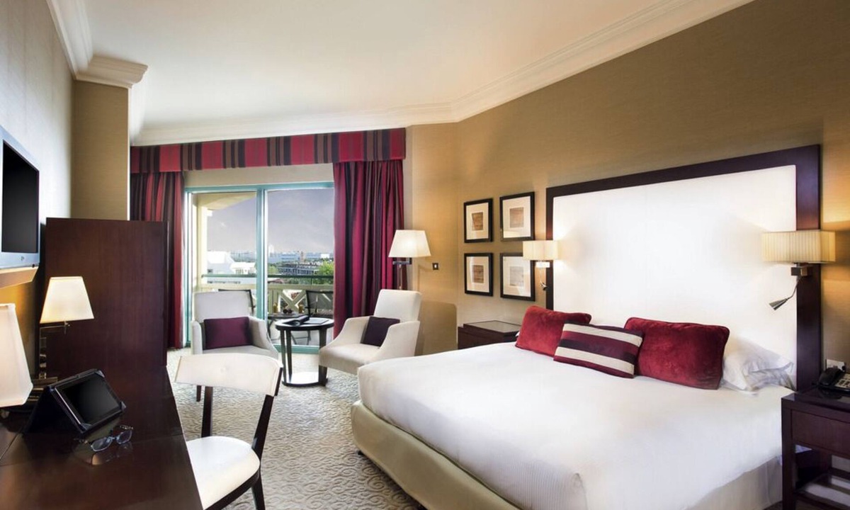 Garhoud Hotel | Premium Executive | Movenpick Al Bustan | DXB 5 Min, Spa + Pool, 5-Star