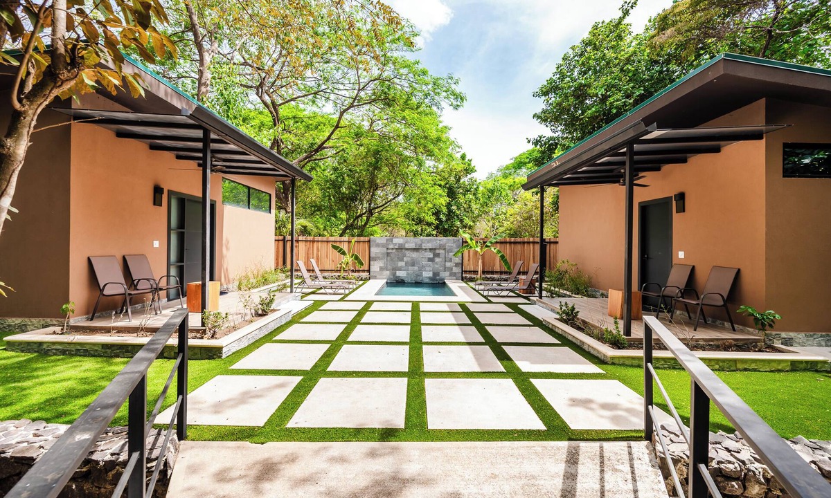 Potrero Cabin | Private Tropical Compound Exclusive Pool 2 Villas Fast WiFi