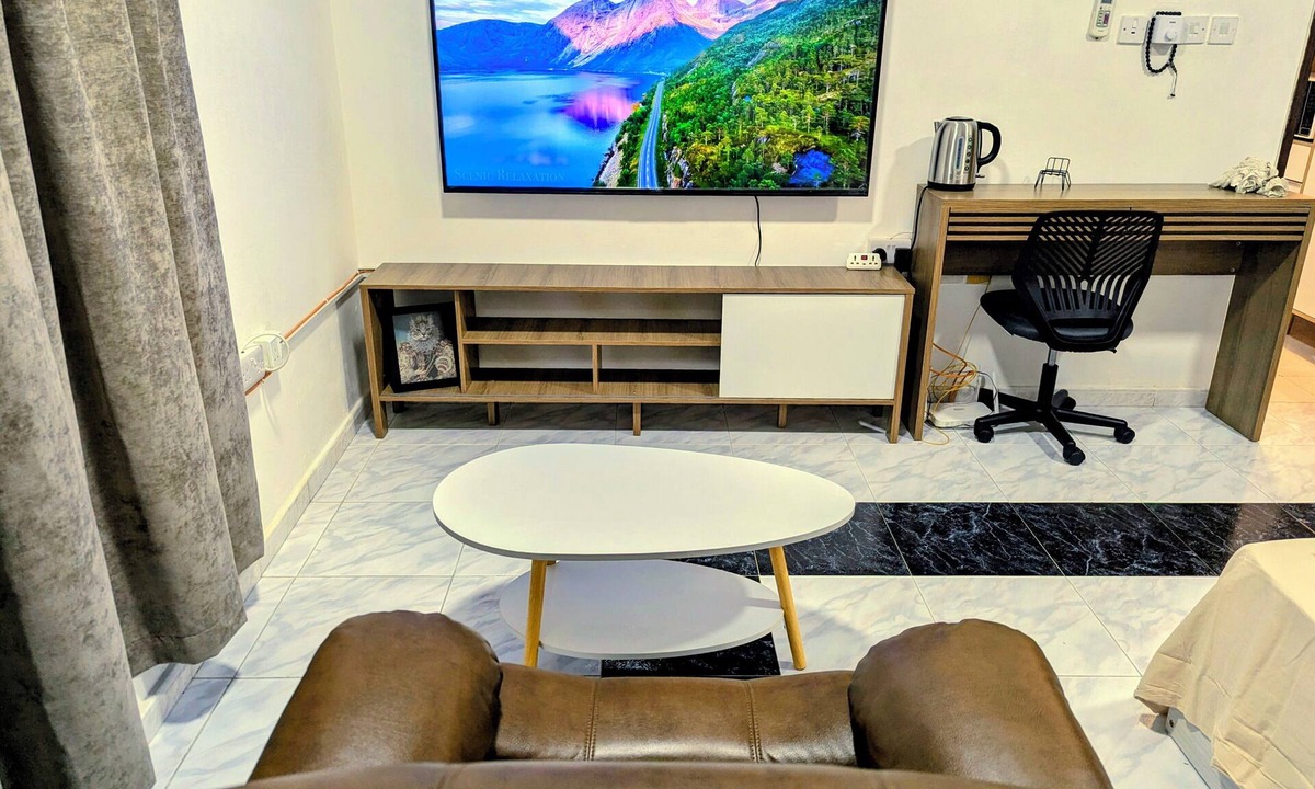 Al Khuwair Apartment | Private Deluxe Studio - Cozy Chic & Fully Equipped