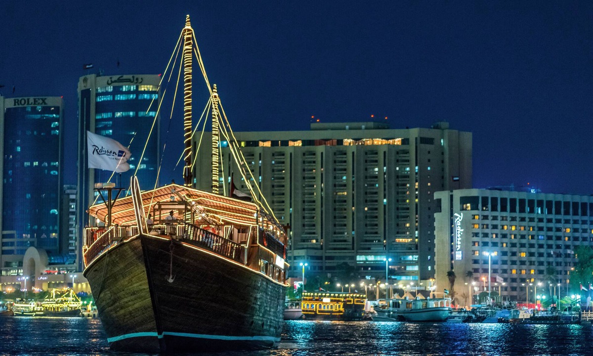 Al Rigga Hotel | Radisson Blu Hotel, Dubai Deira Creek