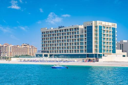 Ras Al Khaimah Resort | Radisson Resort Ras Al Khaimah Marjan Island