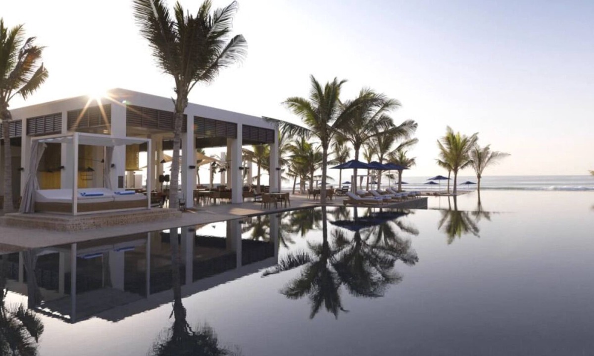 Salalah Hotel | Rare Gem! TWO Spacious 1BR Villas with Plunge Pool! Outdoor Pool and Spa Center