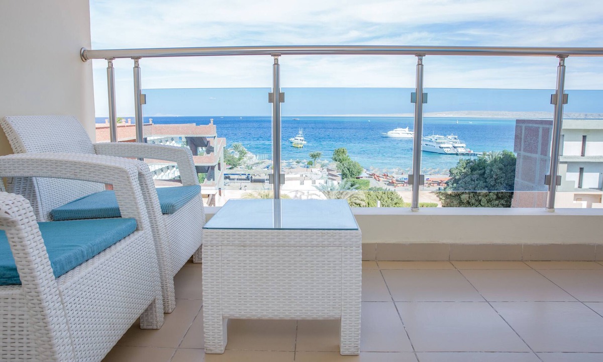 Sakkala Hotel | Redcon Suites