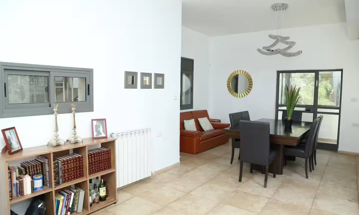 Rehavia Apartment | Rehavia Amazing 3 bdrms balcony centrally located