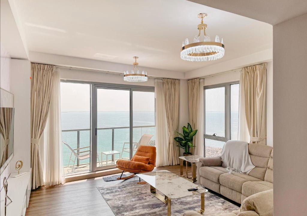 Ras Al Khaimah Apartment | Relaxing 2-Bedroom Stay by the Sea Pacific Al Marjan