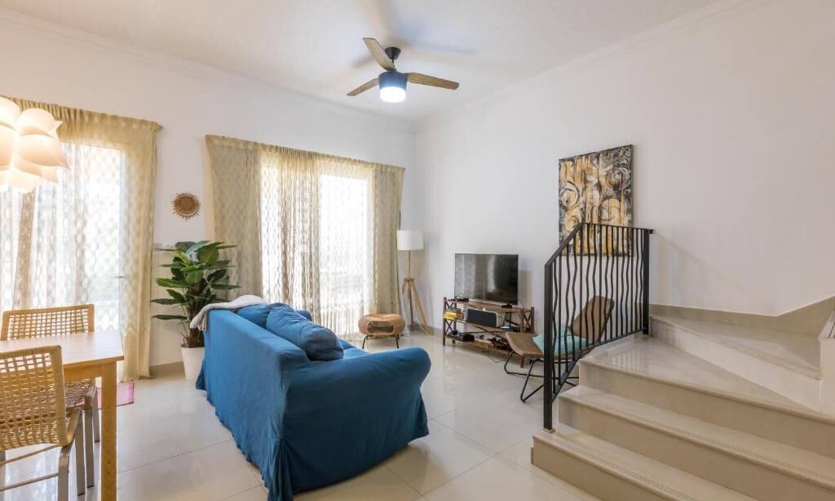Ras Al Khaimah House | Relaxing villa escape with garden - pool & beach nearby – ideal for small groups