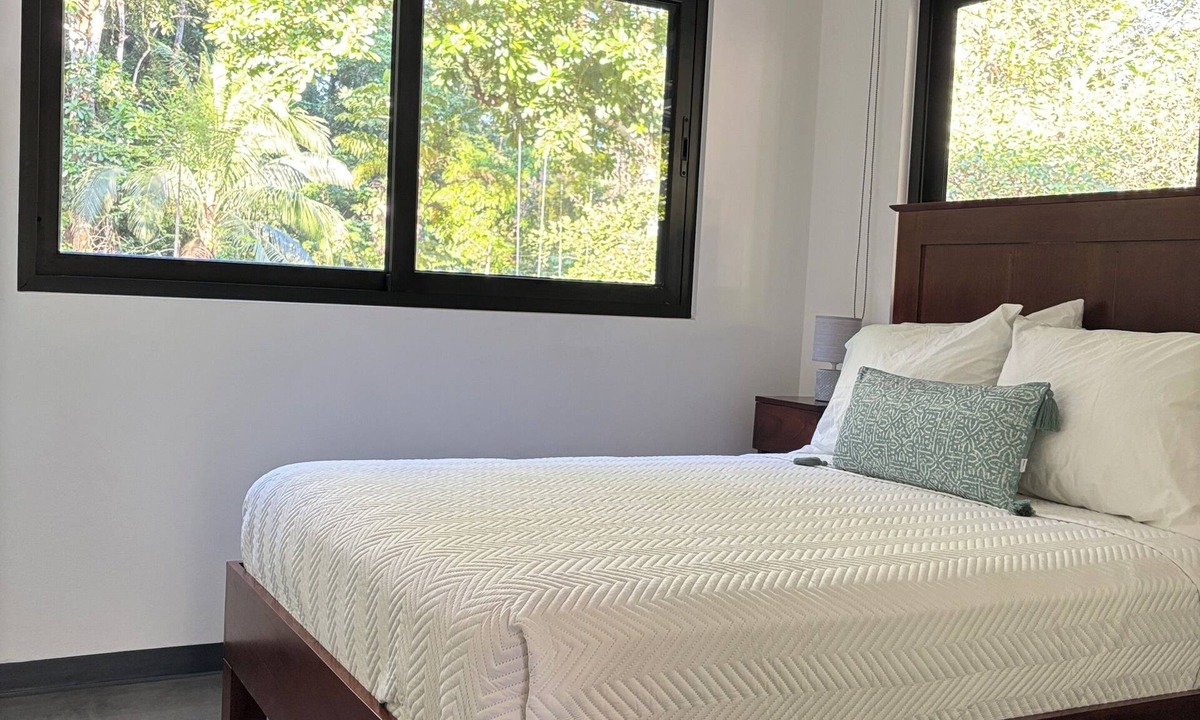 Parrita House | Riverside 3BR House with jungle and river views