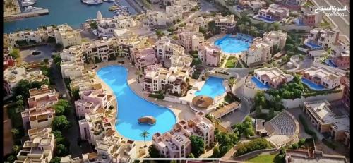 Aqaba Apartment | Romantic chalet between swimming pools and close to the seashore for families only