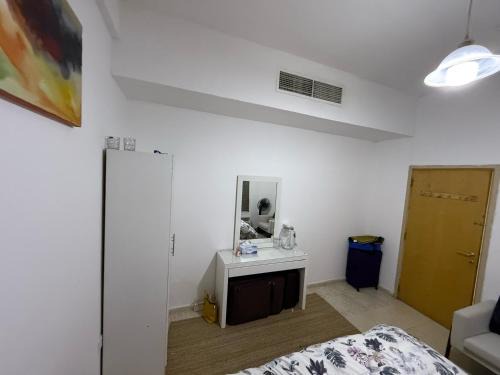 Madinat Zayed Apartment | Room, Al majaz 2