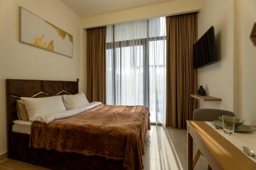 Madinat Zayed Apartment | Roomook Cozy studio