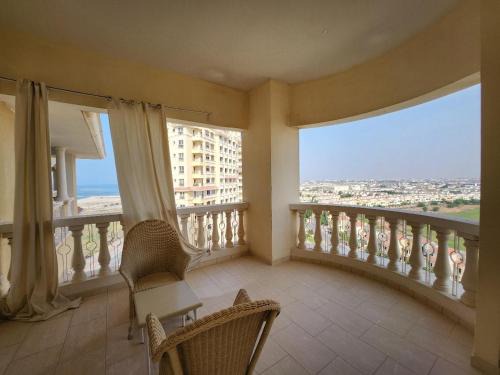 Al Hamra Village Apartment | Royal Breeze Executive Studio