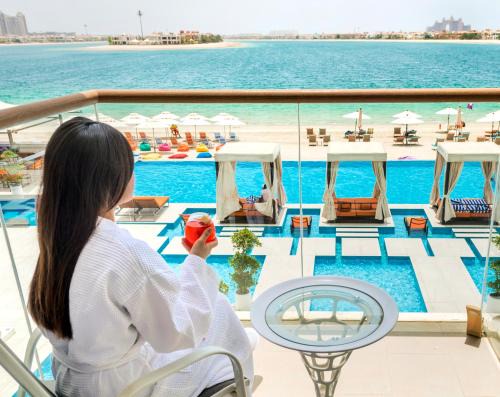 Palm Jumeirah Resort | Royal Central Hotel and Resort The Palm
