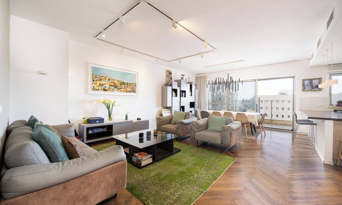 Jerusalem City Centre Apartment | Royal Luxury 4BR by the Shuk - Saidoff Tower