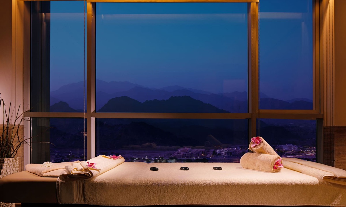 Al-Fujairah Hotel | Royal M Hotel Fujairah by Gewan