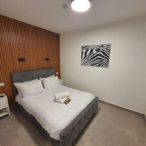 Bat Yam Apartment | Ryo 20 דירה במלון בוטיק 2 דקות מטיילת בת ים