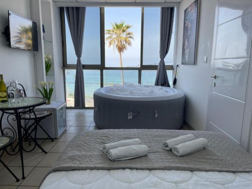 Bat Yam Hotel | Sea Line Hotel From R&A Group