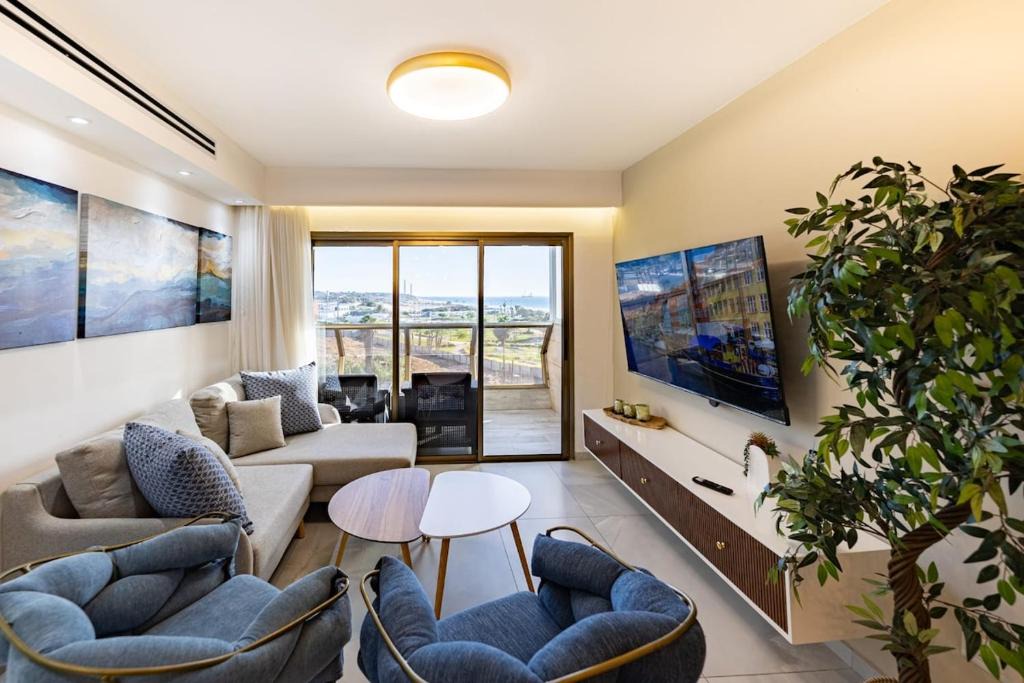 Ashkelon Apartment | Sea Suites -סוויטה מהממת עם ג'קוזי ונוף לים והטיילת באשקלון