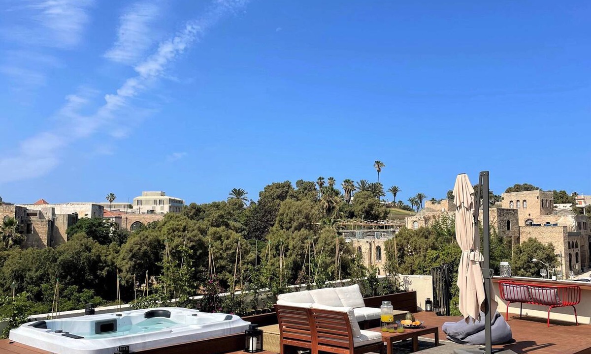 Jaffa Apartment | Seafront penthouse - terrace, AC, lift & parking