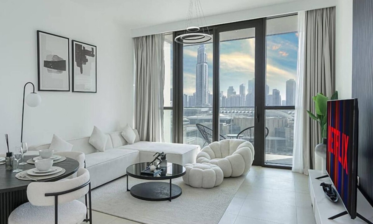 Bur Dubai Apartment | Serene Retreats | Downtown Views 1 | Burj View