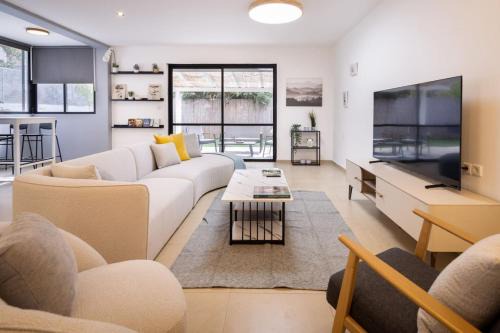 Netanya Villa | Serenity by the Sea – Poleg Villa